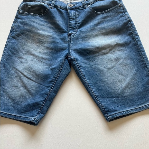 Vintage Genes Black Jeans Men's Size 32x11 Slim Straight Blue Shorts‎ (B5) - Picture 2 of 7